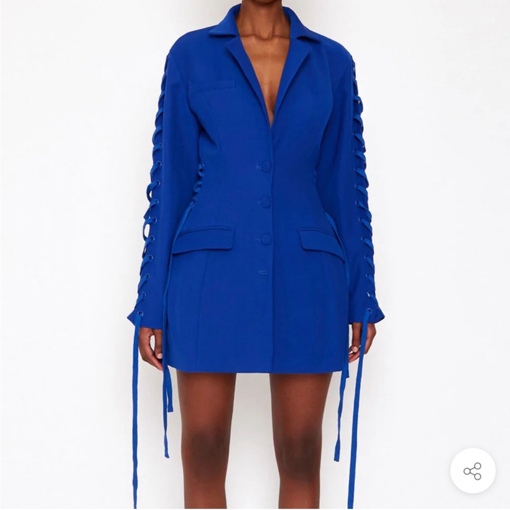 CRISSCROSS LACE UP SINGLE BREASTED DEEP V MINI BLAZER DRESS